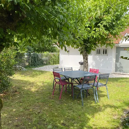 Holiday home Maison Arcachonnaise Proche - Animaux Acceptes